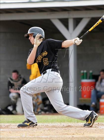 Thumbnail 1 in Apex @ Panther Creek photogallery.