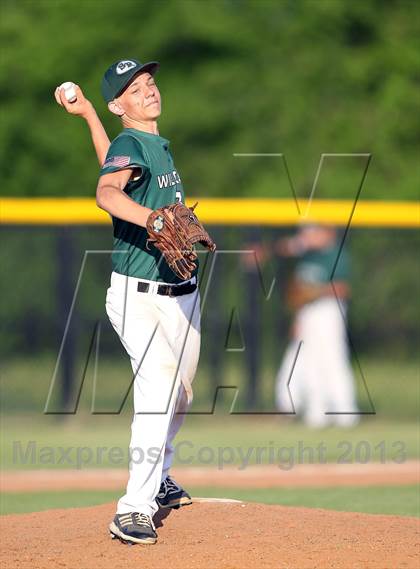 Thumbnail 2 in Crandall vs Scurry-Rosser photogallery.