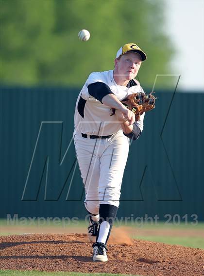 Thumbnail 3 in Crandall vs Scurry-Rosser photogallery.