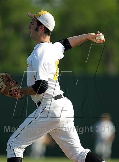 Thumbnail 2 in Crandall vs Scurry-Rosser photogallery.