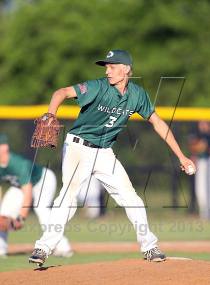 Thumbnail 3 in Crandall vs Scurry-Rosser photogallery.
