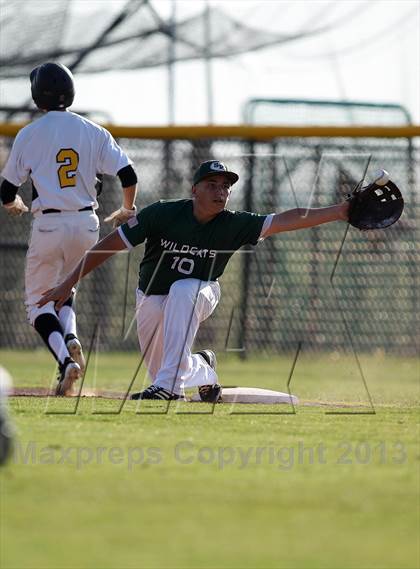 Thumbnail 1 in Crandall vs Scurry-Rosser photogallery.