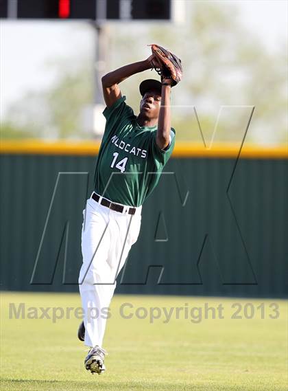 Thumbnail 2 in Crandall vs Scurry-Rosser photogallery.