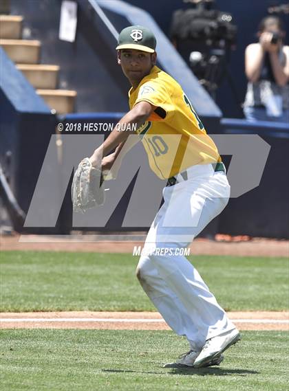 Thumbnail 2 in Temple City vs. Malibu (CIF-SS D5 Final) photogallery.