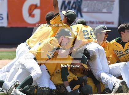 Thumbnail 2 in Temple City vs. Malibu (CIF-SS D5 Final) photogallery.