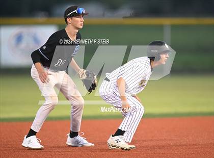 Thumbnail 3 in St. James vs. Springfield (LHSAA Division III Bi-District Playoff) photogallery.