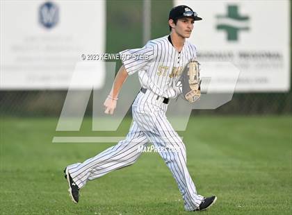 Thumbnail 1 in St. James vs. Springfield (LHSAA Division III Bi-District Playoff) photogallery.