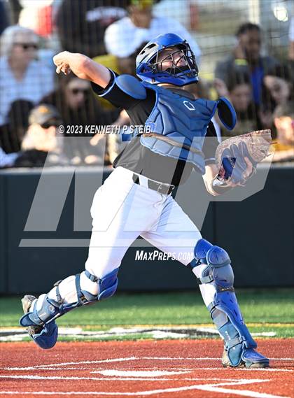 Thumbnail 3 in St. James vs. Springfield (LHSAA Division III Bi-District Playoff) photogallery.