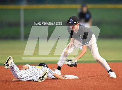 Thumbnail 2 in St. James vs. Springfield (LHSAA Division III Bi-District Playoff) photogallery.