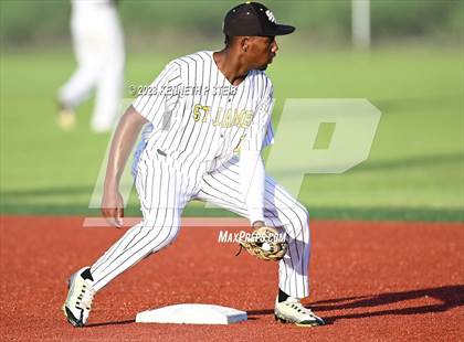 Thumbnail 2 in St. James vs. Springfield (LHSAA Division III Bi-District Playoff) photogallery.