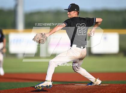 Thumbnail 2 in St. James vs. Springfield (LHSAA Division III Bi-District Playoff) photogallery.