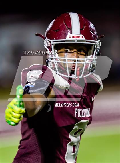 Thumbnail 3 in Gautier @ Picayune (MHSAA Class 5A Semifinal) photogallery.