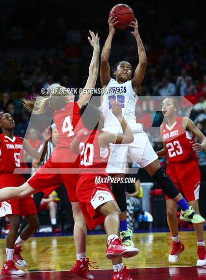Thumbnail 3 in Regis Jesuit vs Grandview (CHSAA 5A Semifinal) photogallery.