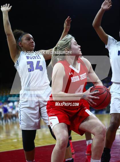 Thumbnail 3 in Regis Jesuit vs Grandview (CHSAA 5A Semifinal) photogallery.