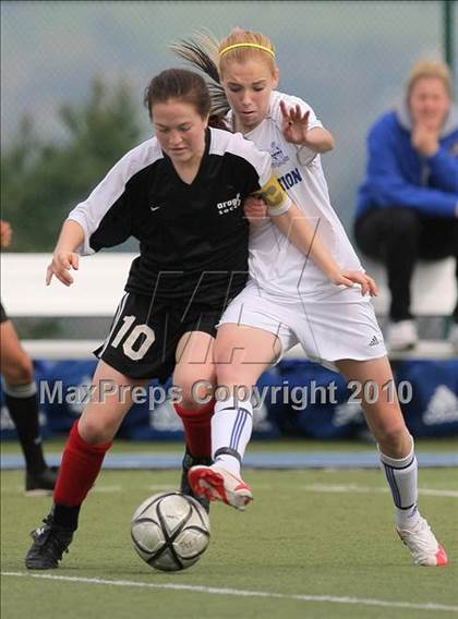 Thumbnail 2 in Presentation vs. Aragon (CIF CCS Final) photogallery.