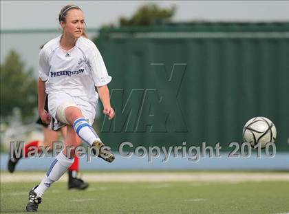 Thumbnail 2 in Presentation vs. Aragon (CIF CCS Final) photogallery.