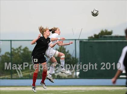 Thumbnail 3 in Presentation vs. Aragon (CIF CCS Final) photogallery.