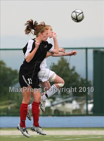 Thumbnail 2 in Presentation vs. Aragon (CIF CCS Final) photogallery.