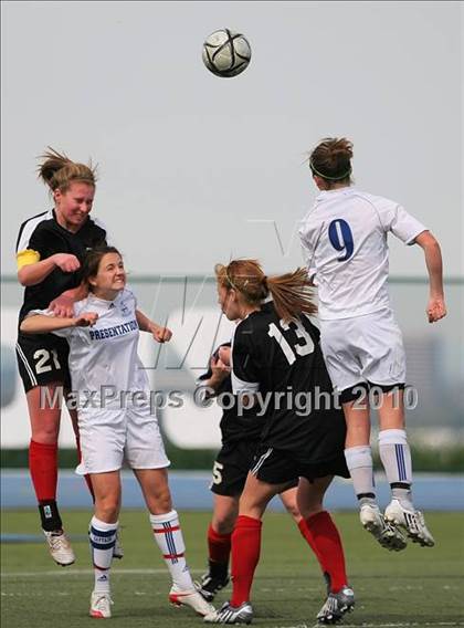 Thumbnail 2 in Presentation vs. Aragon (CIF CCS Final) photogallery.
