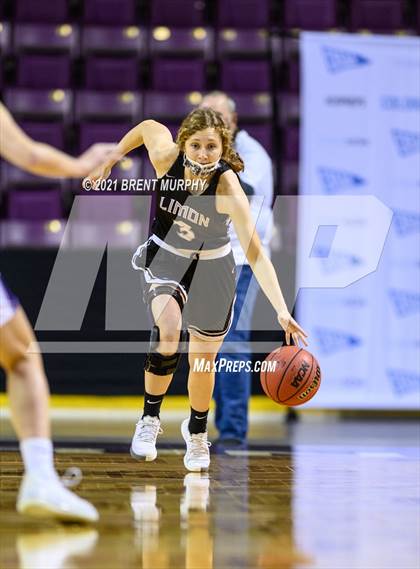 Thumbnail 2 in Limon vs. Wray (CHSAA 2A State Final) photogallery.