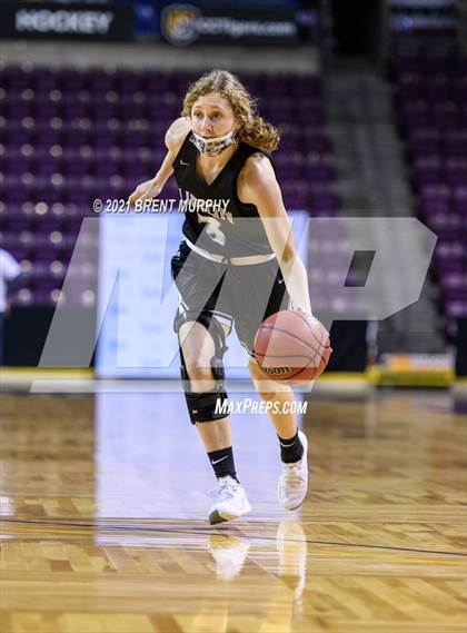 Thumbnail 2 in Limon vs. Wray (CHSAA 2A State Final) photogallery.