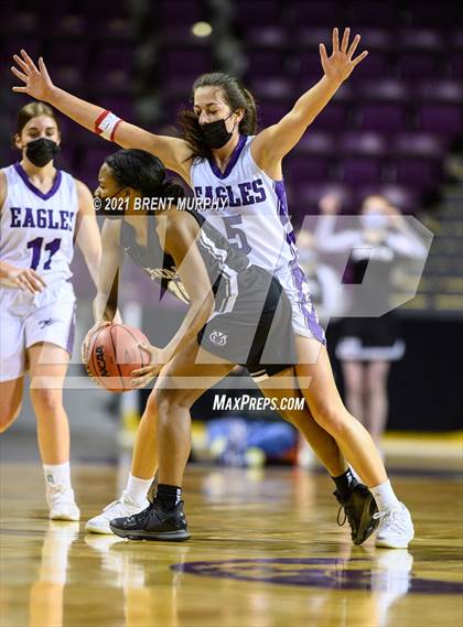 Thumbnail 2 in Limon vs. Wray (CHSAA 2A State Final) photogallery.