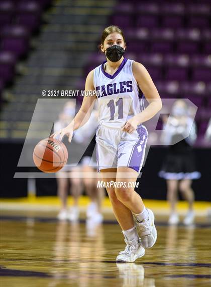 Thumbnail 3 in Limon vs. Wray (CHSAA 2A State Final) photogallery.