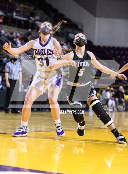 Thumbnail 2 in Limon vs. Wray (CHSAA 2A State Final) photogallery.
