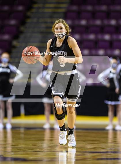 Thumbnail 1 in Limon vs. Wray (CHSAA 2A State Final) photogallery.