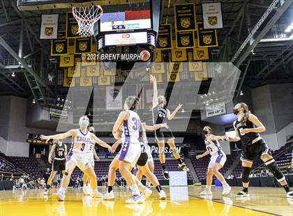 Thumbnail 1 in Limon vs. Wray (CHSAA 2A State Final) photogallery.