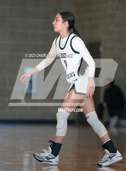 Thumbnail 1 in Hays vs. United South (Aggieland Invitational) photogallery.