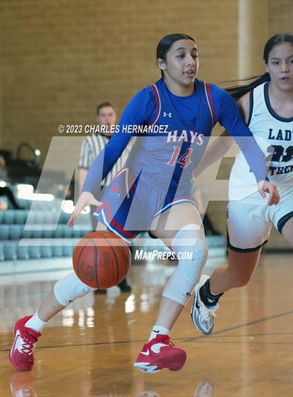 Thumbnail 2 in Hays vs. United South (Aggieland Invitational) photogallery.
