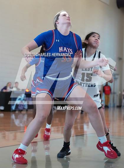 Thumbnail 3 in Hays vs. United South (Aggieland Invitational) photogallery.