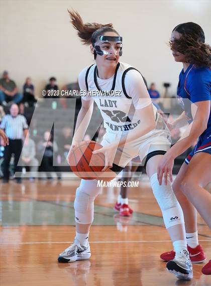 Thumbnail 1 in Hays vs. United South (Aggieland Invitational) photogallery.