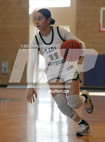Thumbnail 1 in Hays vs. United South (Aggieland Invitational) photogallery.
