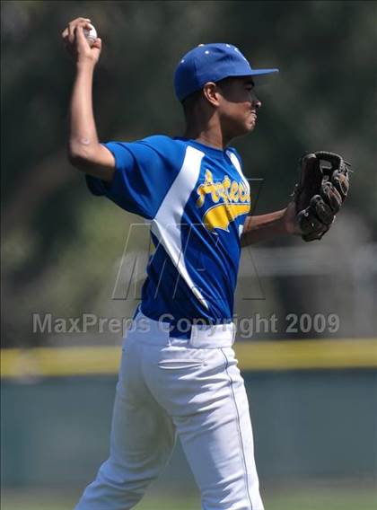 Thumbnail 3 in Hart vs. La Quinta (OC Nissan Select Invitational) photogallery.