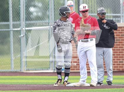 Thumbnail 3 in Lake Travis vs. Laredo United South (UIL 6A Regional Final) photogallery.