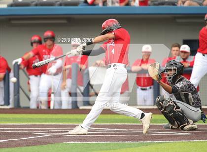 Thumbnail 2 in Lake Travis vs. Laredo United South (UIL 6A Regional Final) photogallery.