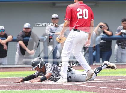 Thumbnail 1 in Lake Travis vs. Laredo United South (UIL 6A Regional Final) photogallery.