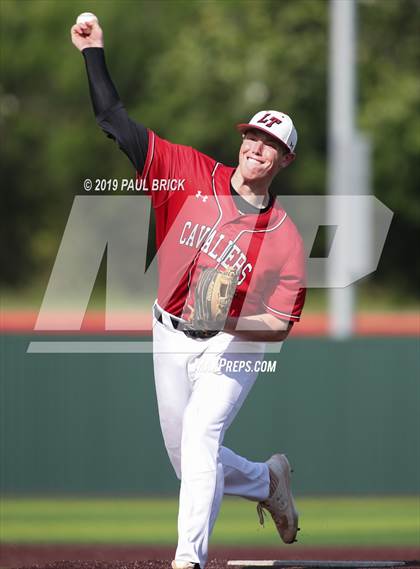 Thumbnail 3 in Lake Travis vs. Laredo United South (UIL 6A Regional Final) photogallery.