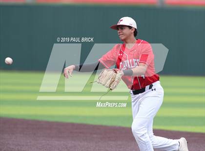 Thumbnail 1 in Lake Travis vs. Laredo United South (UIL 6A Regional Final) photogallery.