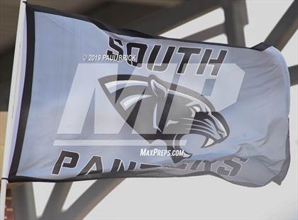 Thumbnail 2 in Lake Travis vs. Laredo United South (UIL 6A Regional Final) photogallery.