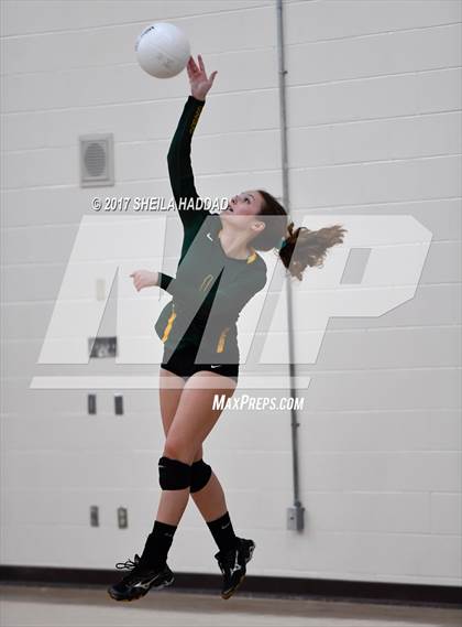 Thumbnail 2 in Tampa Bay HEAT vs. Shorecrest Prep photogallery.