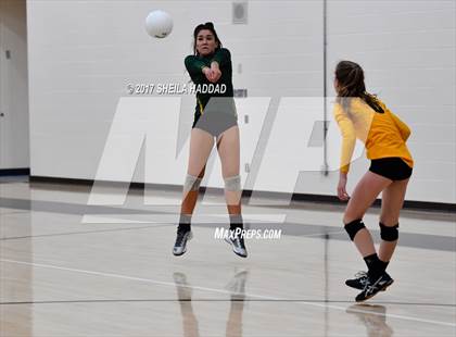 Thumbnail 2 in Tampa Bay HEAT vs. Shorecrest Prep photogallery.