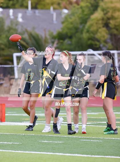 Thumbnail 3 in San Ramon Valley vs. Foothill photogallery.