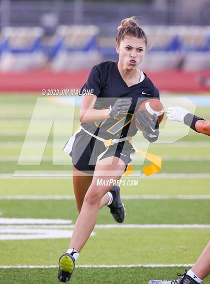 Thumbnail 2 in San Ramon Valley vs. Foothill photogallery.