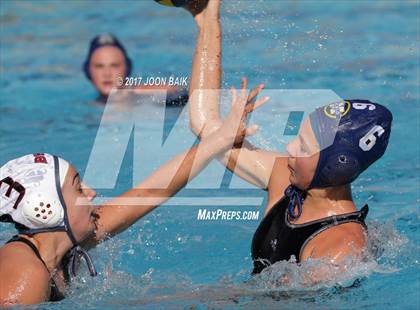 Thumbnail 3 in Burlingame vs. Menlo (Amanda Mac Invitational) photogallery.