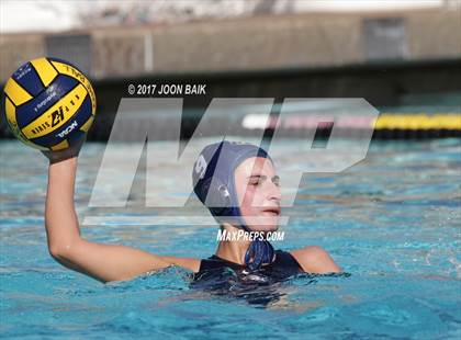 Thumbnail 3 in Burlingame vs. Menlo (Amanda Mac Invitational) photogallery.