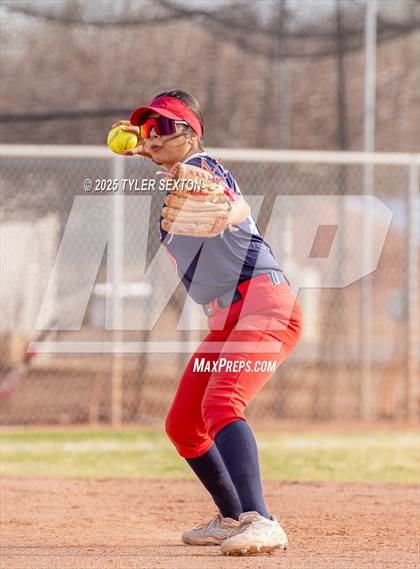 Thumbnail 3 in Sahuaro @ Walden Grove photogallery.