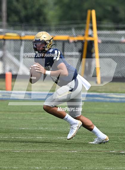 Thumbnail 3 in Iona Prep @ Archbishop Hoban photogallery.